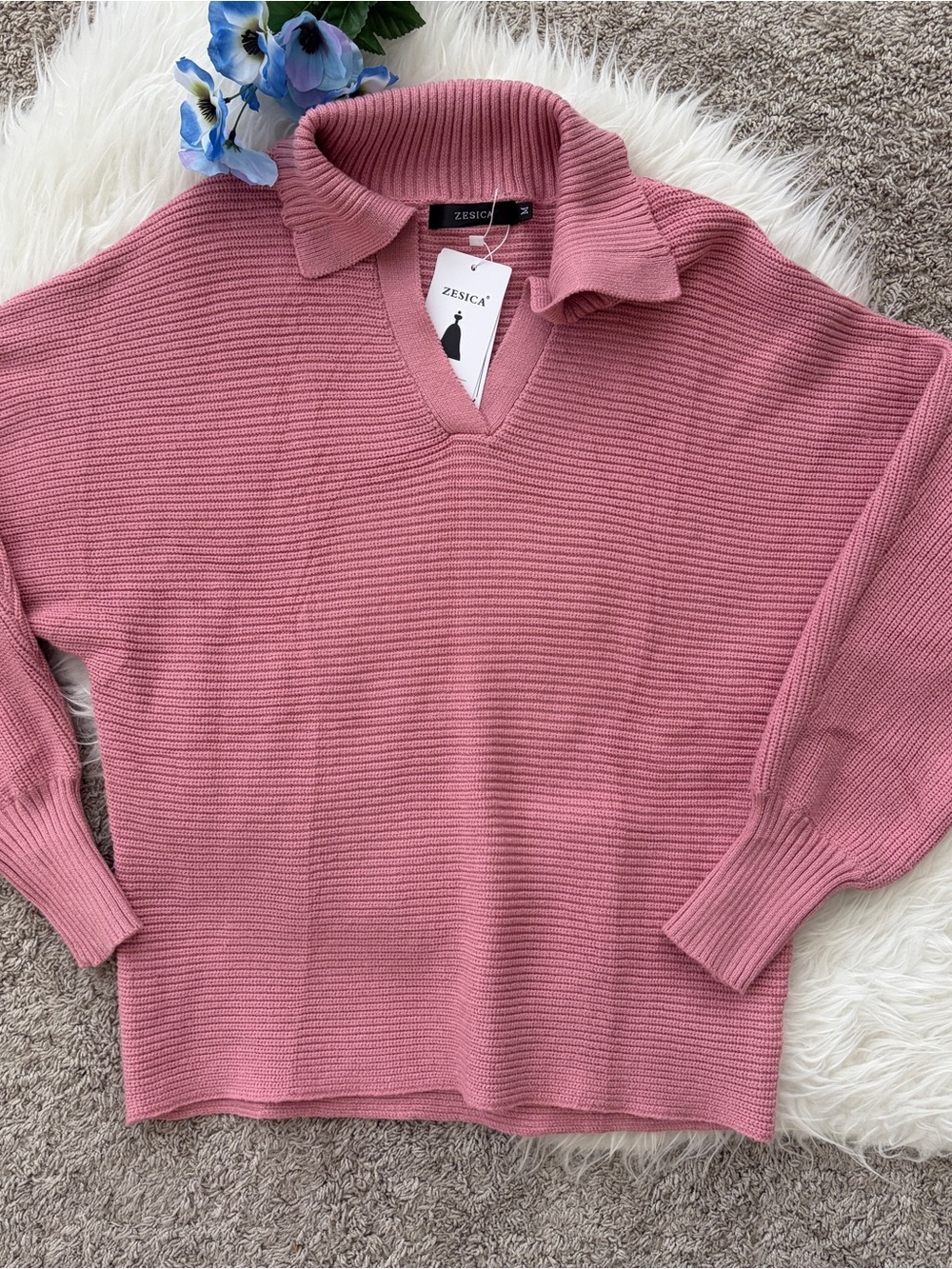 Zesica Pink Ribbed V-Neck Size M Collared Sweater Long Sleeve